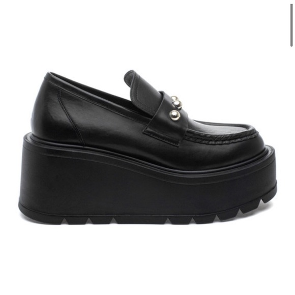 J/SLIDES Shoes - NWT J/SLIDES VICKY Black Leather Platform